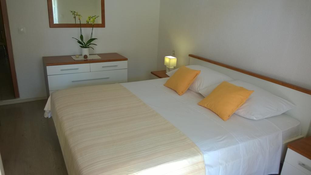 Apartments Kristina Hvar Town Zimmer foto